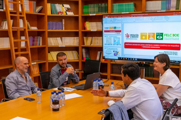 Imagen: Una pasantía boliviana procedente de Tarija visita los proyectos de Eficiencia Energética y Trans...