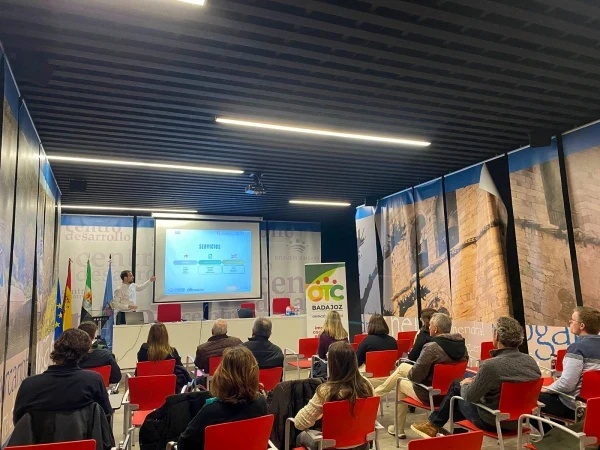 Imagen La OTC Provincial de Badajoz afianza su presencia en el territorio con más de medio centenar de solicitudes, 31 jornadas celebradas y nuevos municipios interesados en desarrollar comunidades energéticas